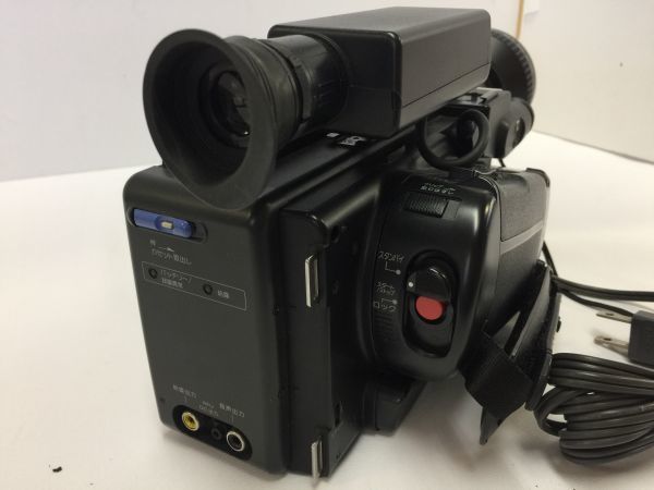 【ジャンク 送料込】SONY(ソニー) CCD-V50 ハンディカム 8ミリビデオカメラ◆D6766_画像8