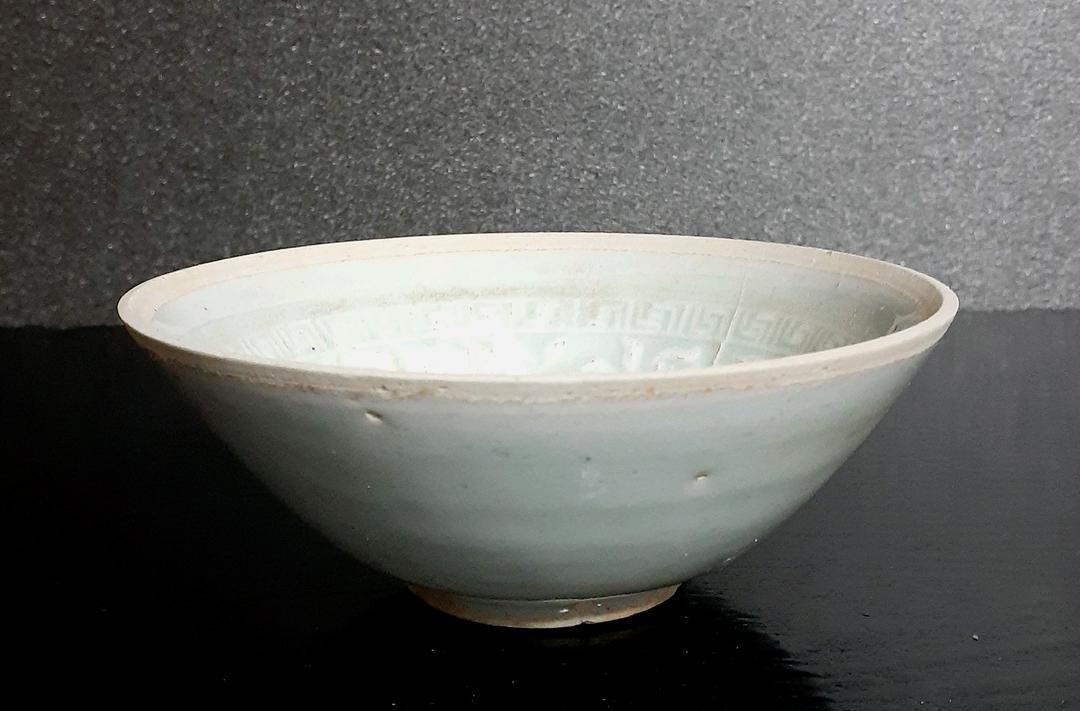 中国古美術 中国古陶磁器 古玩 宋時代 影青(いんちん) 陽刻 浮彫 花