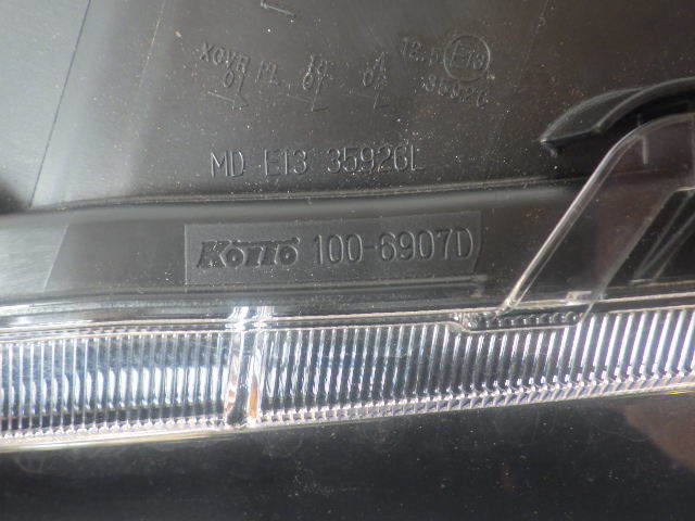 美品 ダイハツ タフト ヘッドライト LA900S 左 LED 81150-B2B40 100-6907D_画像5