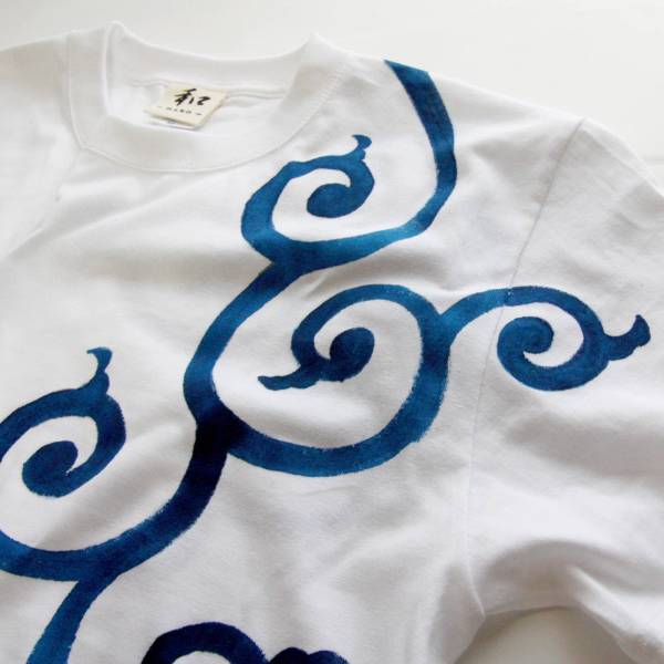  men's T-shirt S size white Tang . pattern T-shirt white hand made hand .. T-shirt peace pattern 