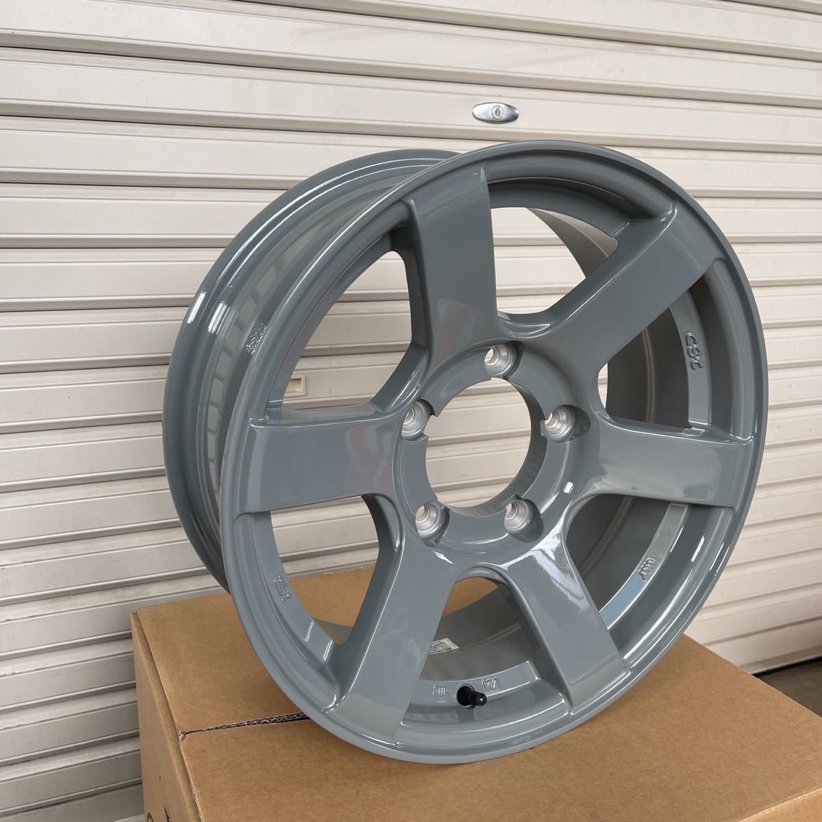 全国どこでも送料無料ジムニー 16×5.5J 22☆オープンカントリー☆セメントグレー