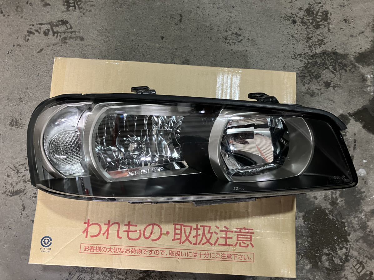 最高級 日産純正 メーカー再生品】 スカイライン GTR34 前期ヘッド