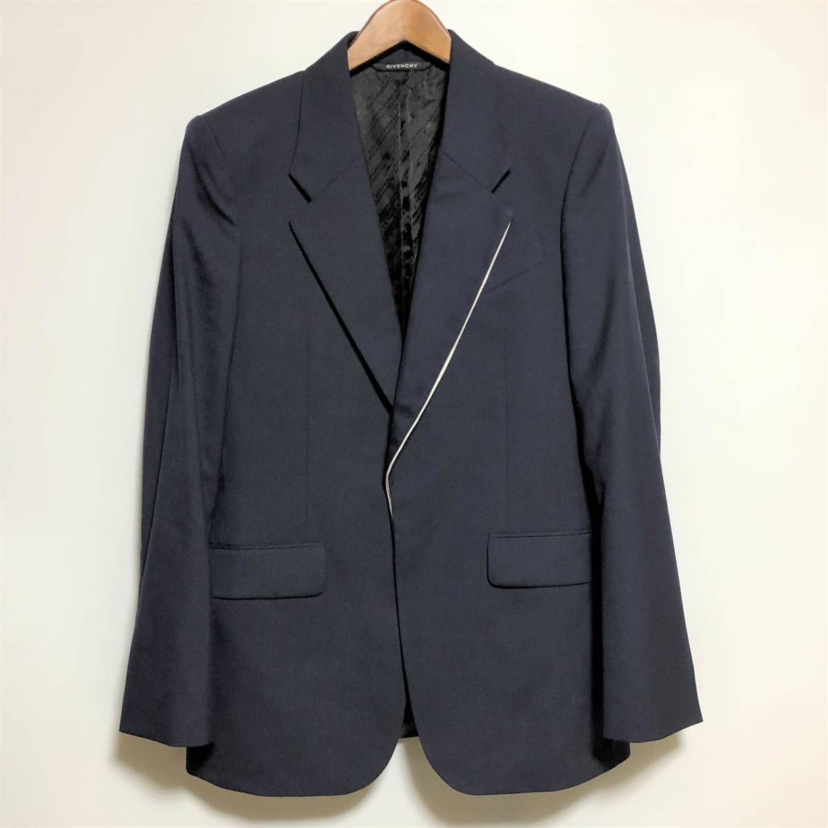☆最安値に挑戦 GIVENCHY 21SS コントラストトリム セットアップ