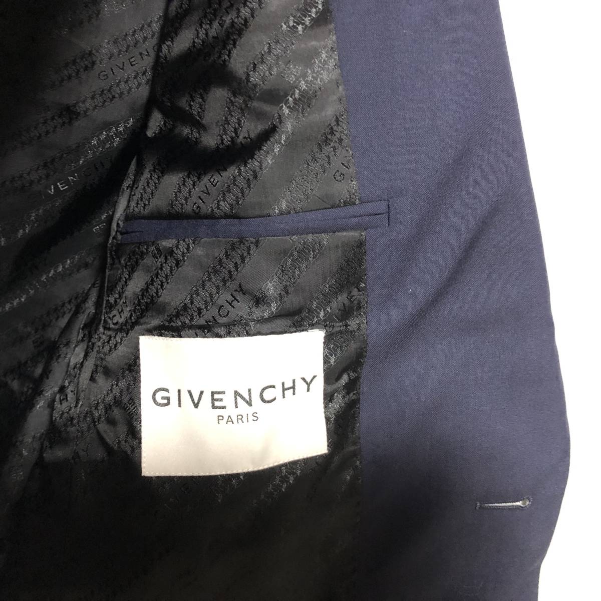 ☆最安値に挑戦 GIVENCHY 21SS コントラストトリム セットアップ