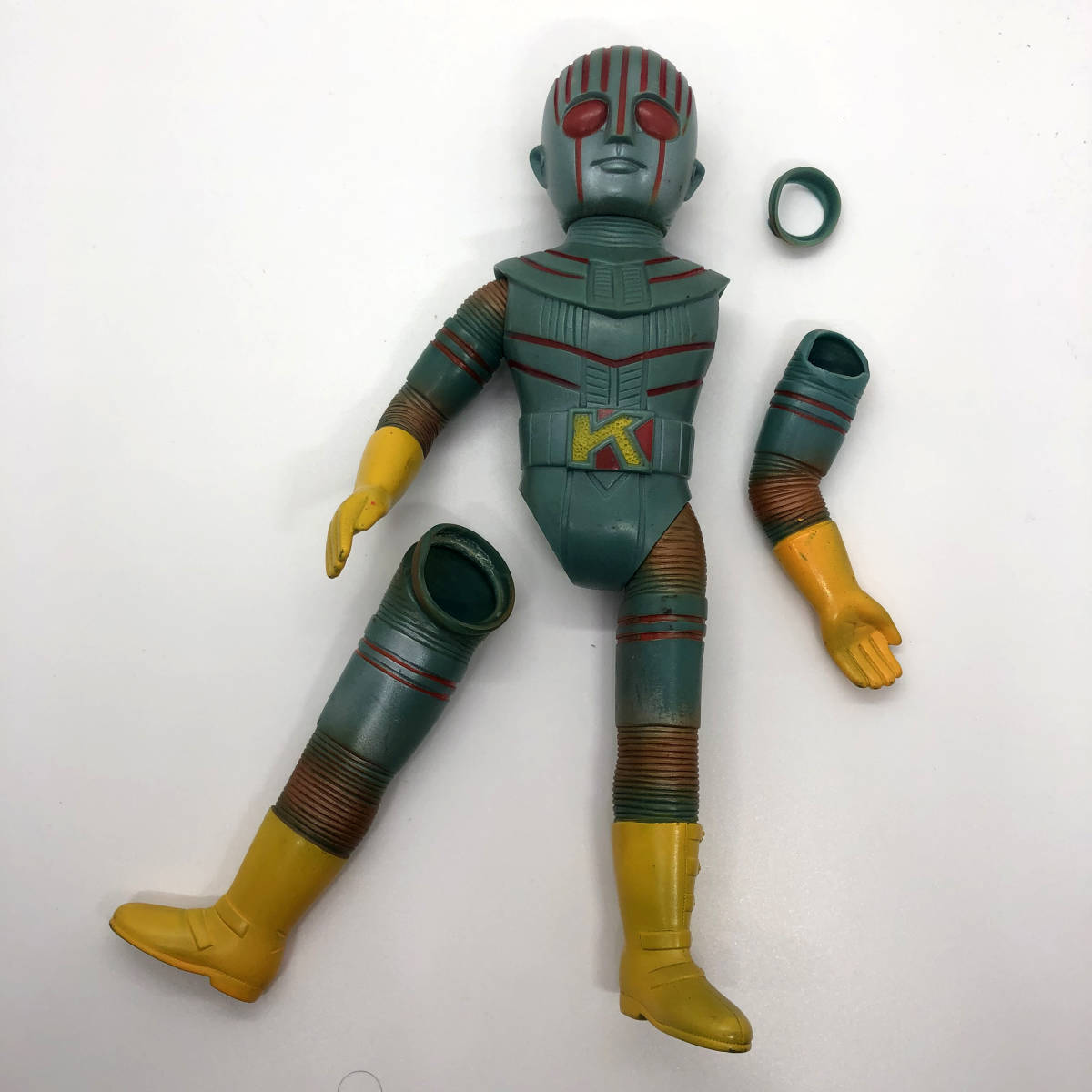 Yahoo!オークション - 当時物ソフビ 旧バンダイ ロボット刑事K Yahoo!オークション - 当時物ソフビ 旧バンダイ ロボット刑事K
