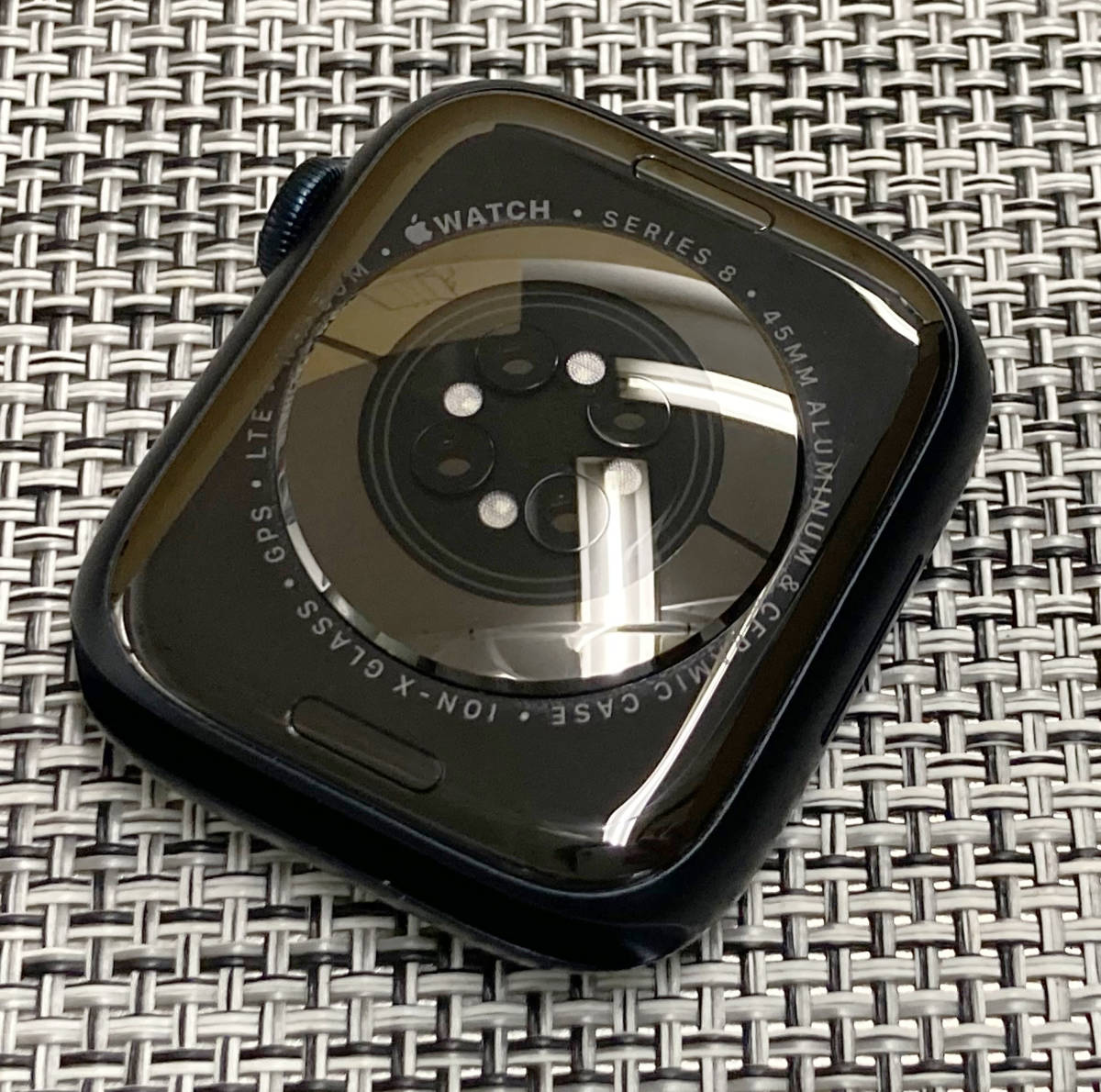 送料無料】中古美品 Apple Watch Series8 45mm GPS+Cellularモデル