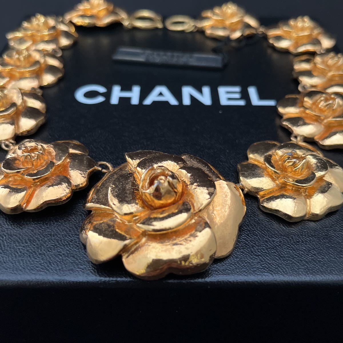 500円引きクーポン】 【レア】CHANEL カメリア レア カメリア