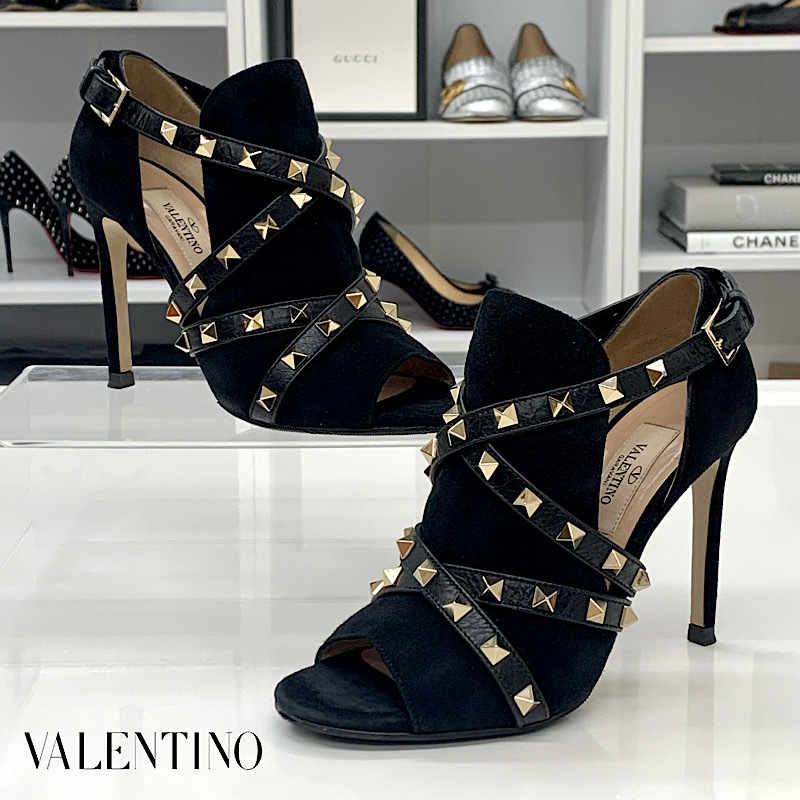 1353 Valentino lock studs suede open tu bootie black 