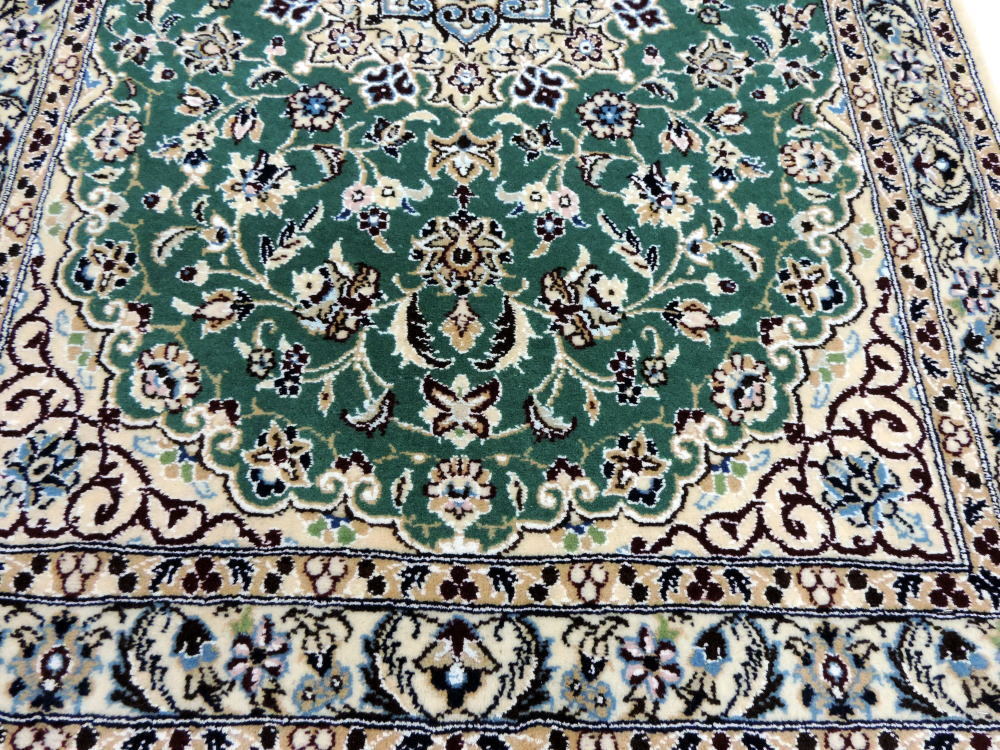 ペルシャ絨毯 カーペット ラグ 高品質ウール 手織り 高級 ペルシャ絨毯の本場 イラン ナイン産 玄関マット 120cm×80cm 本物保証 直輸入_画像3
