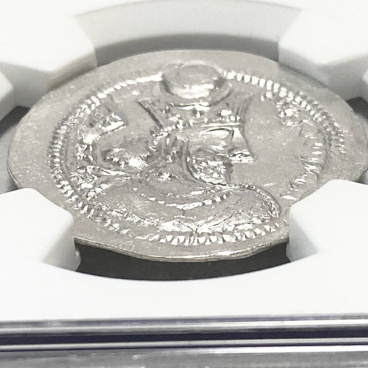 420-438年 ドラクマ銀貨 ササン朝ペルシア NGC バハラーム5世 古代