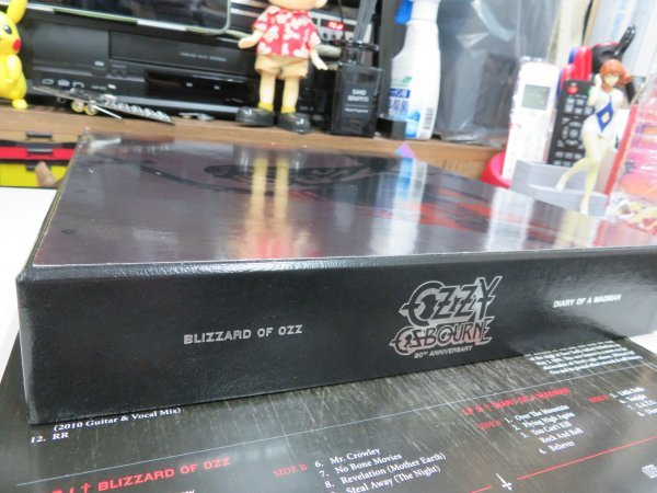 mK2｜【 30th Anniversary Deluxe Box Set（3CD+2LP+1DVD） 】OZZY OSBOURNE（オジーオズボーン）「Blizzard Of Ozz / Diary Of A Madman」_画像2