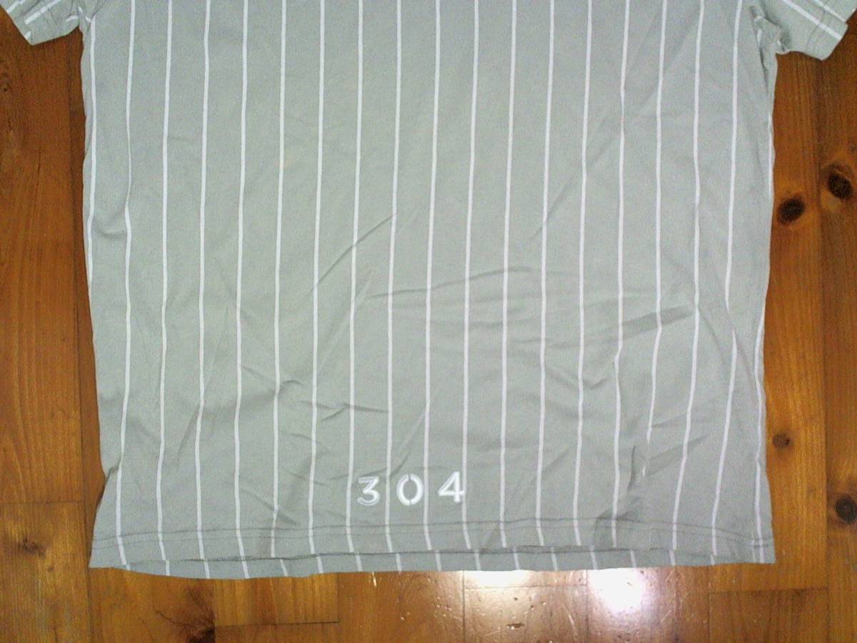 ☆304☆ロゴ刺繍 ストライプ 半袖Ｔシャツ コットンＴシャツ M グレー白　_画像3