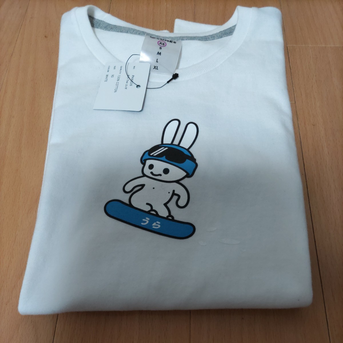 【限定販売】 Tシャツ ウサギ うさぎ キューン cune 未使用 新品 兎　XSサイズ スノボ 半袖Tシャツ イラスト、キャラクター