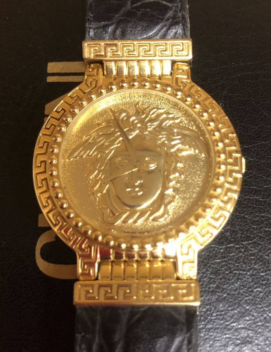 ヤフオク! - 箱付 VERSACE ジャンニ ヴェルサーチ 腕時計 メン...