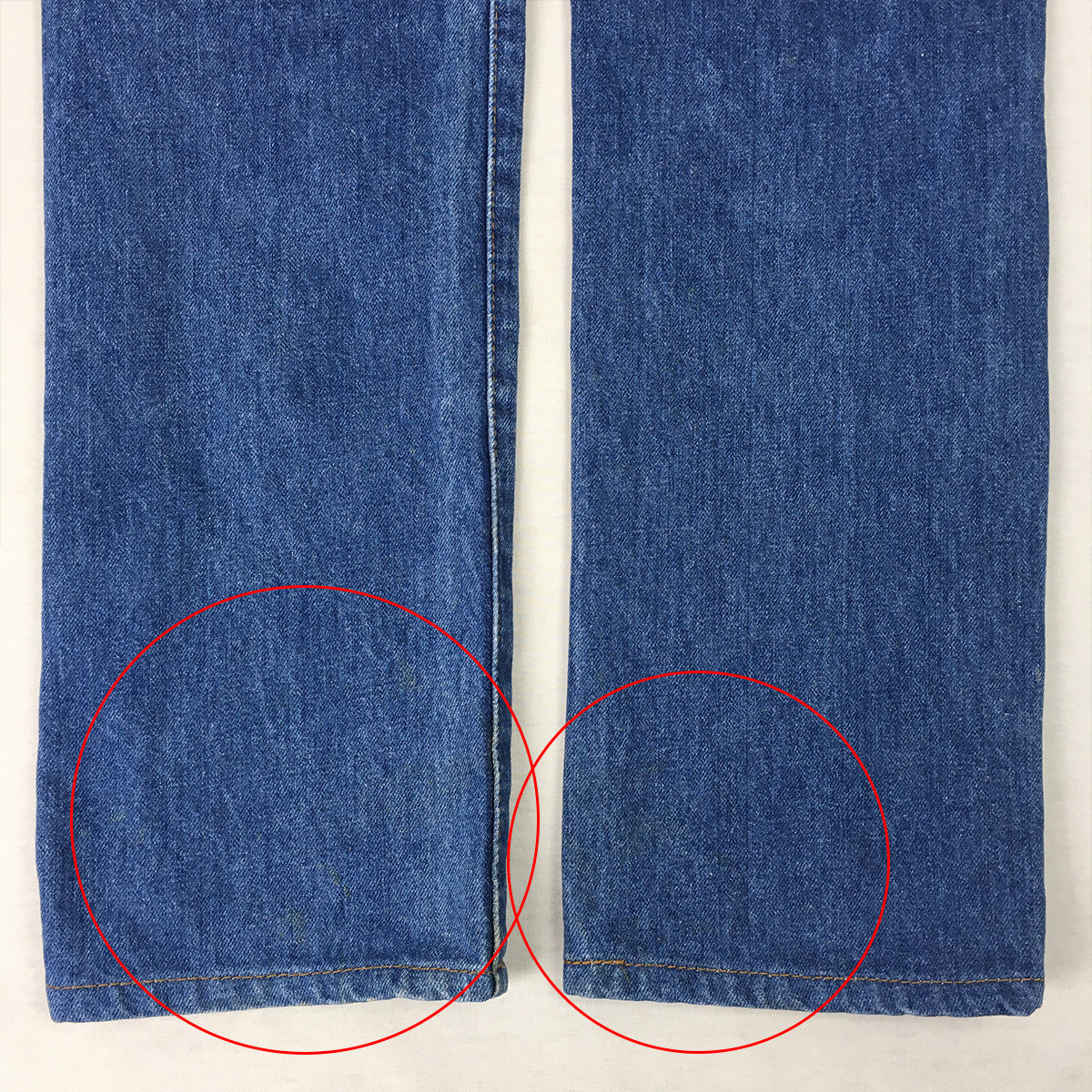 背面両裾に薄いシミ汚れあり