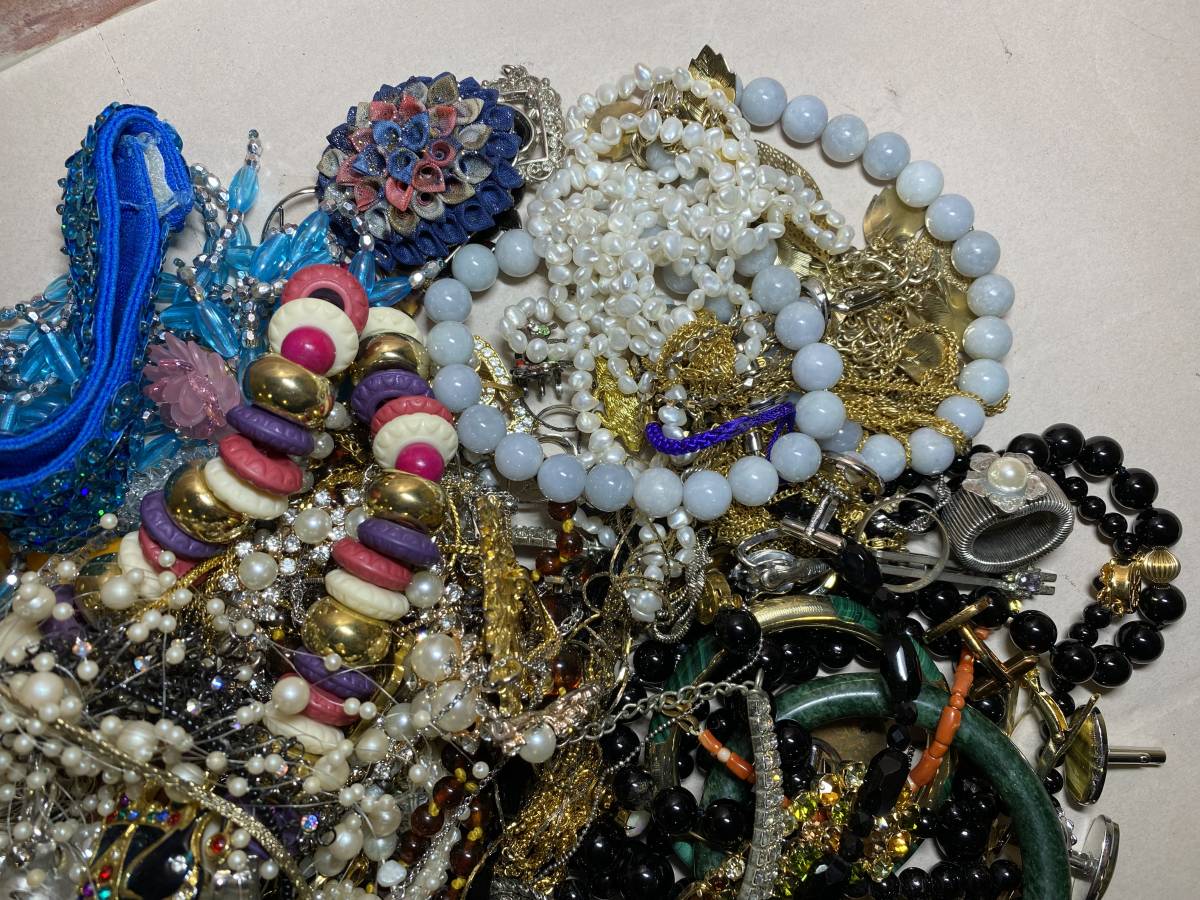 イミテーションアクセサリー 総重量約2886.1g ネックレス ブレスレット ...
