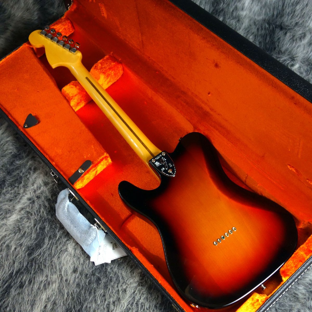 Fender USA American Vintage II 1975 Telecaster Deluxe Maple Fingerboard 3-Color Sunburst_画像6