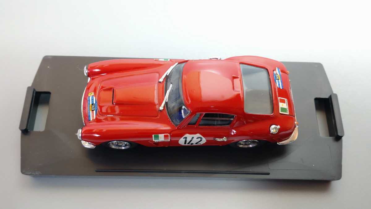 絶版希少　1/43 フェラーリ　FERRARI 250 GT SWB Trintignant/Noblet Tour de France Auto 1961 　ミニカー_画像6