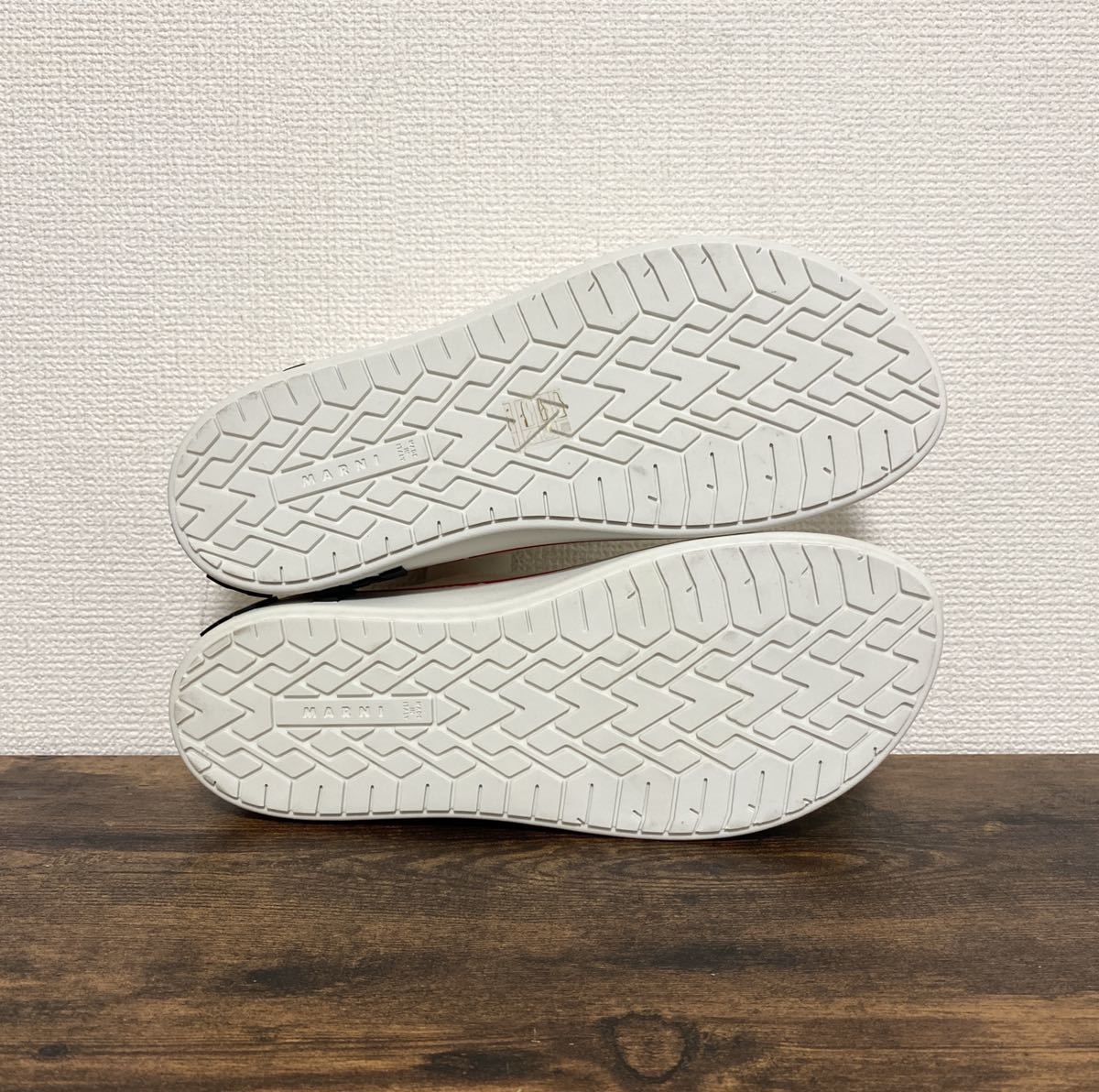 新品未使用 マルニ MARNI ロゴスニーカー キャンバススニーカー 41