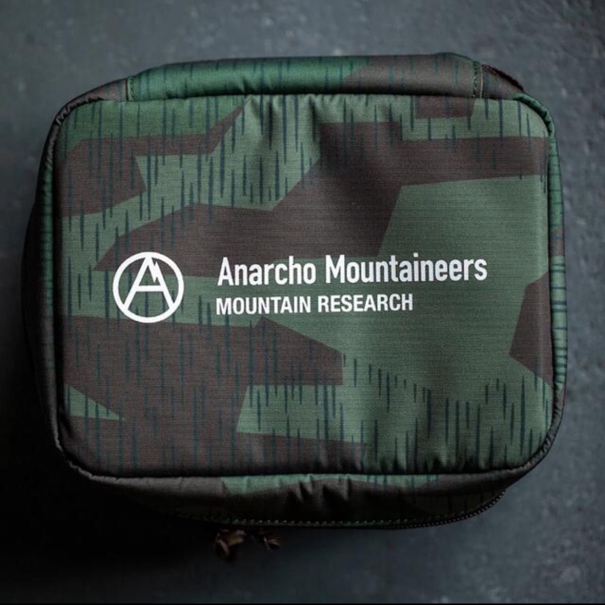 【Mountain Research】A.C. Case (Box)