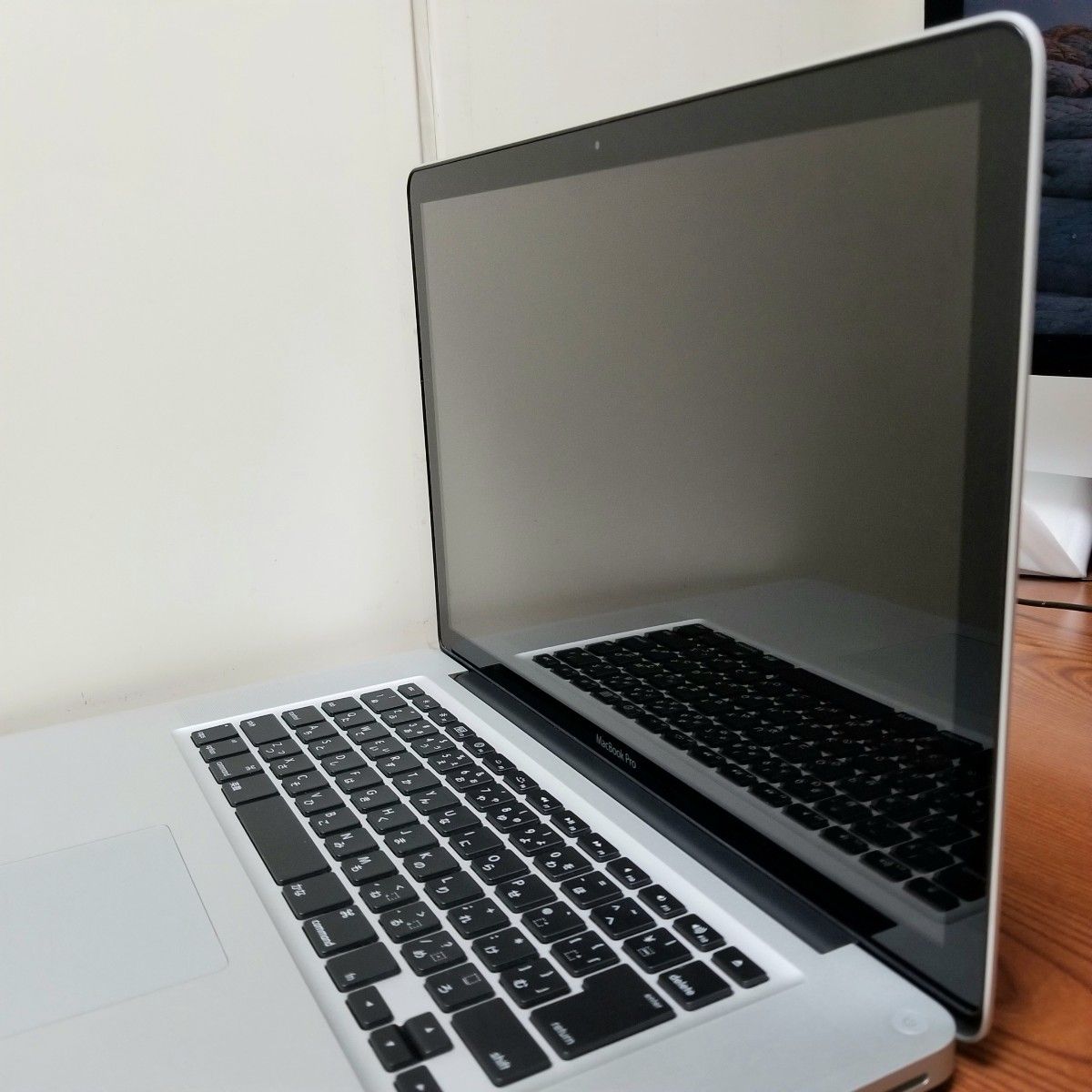 超美品 Macbook Pro 15インチ 8GB/SSD240GB | www.jarussi.com.br