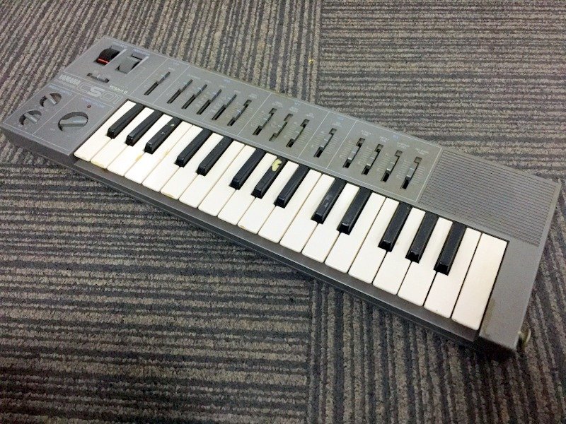 ヤフオク! - 【ジャンク品】YAMAHA CS-01 アナログシンセサイ...