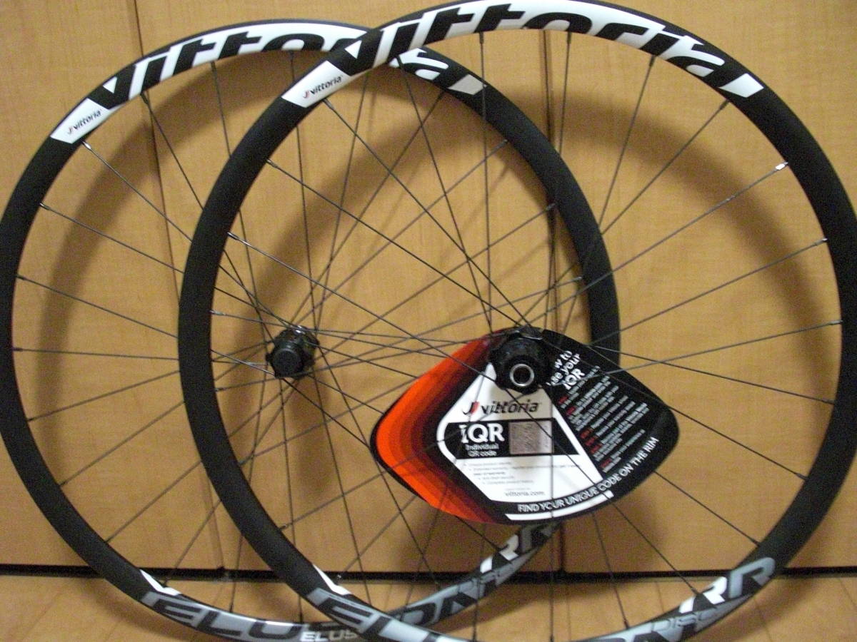 期間限定30％OFF! Vittoria Ｅｌｕｓｉｏｎ ＤＩＳＣ 未使用 27インチ