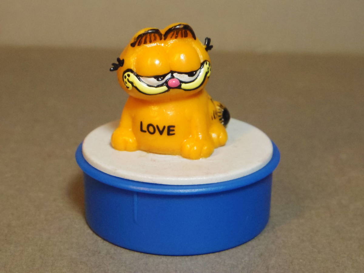 Garfield ガーフィールド PVCフィギュア付スタンプ 座り LOVE BULLYLAND_画像1