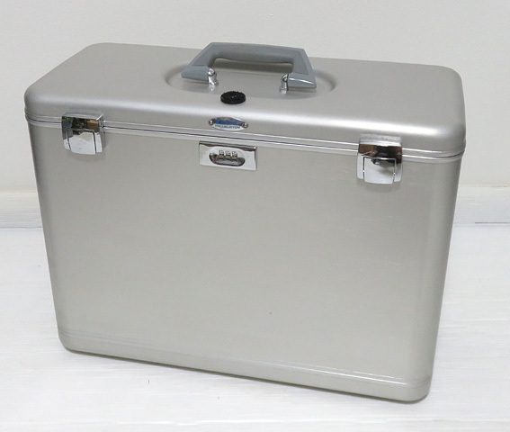 ヤフオク! - ZERO HALLIBURTON ゼロハリバートン パイロ...