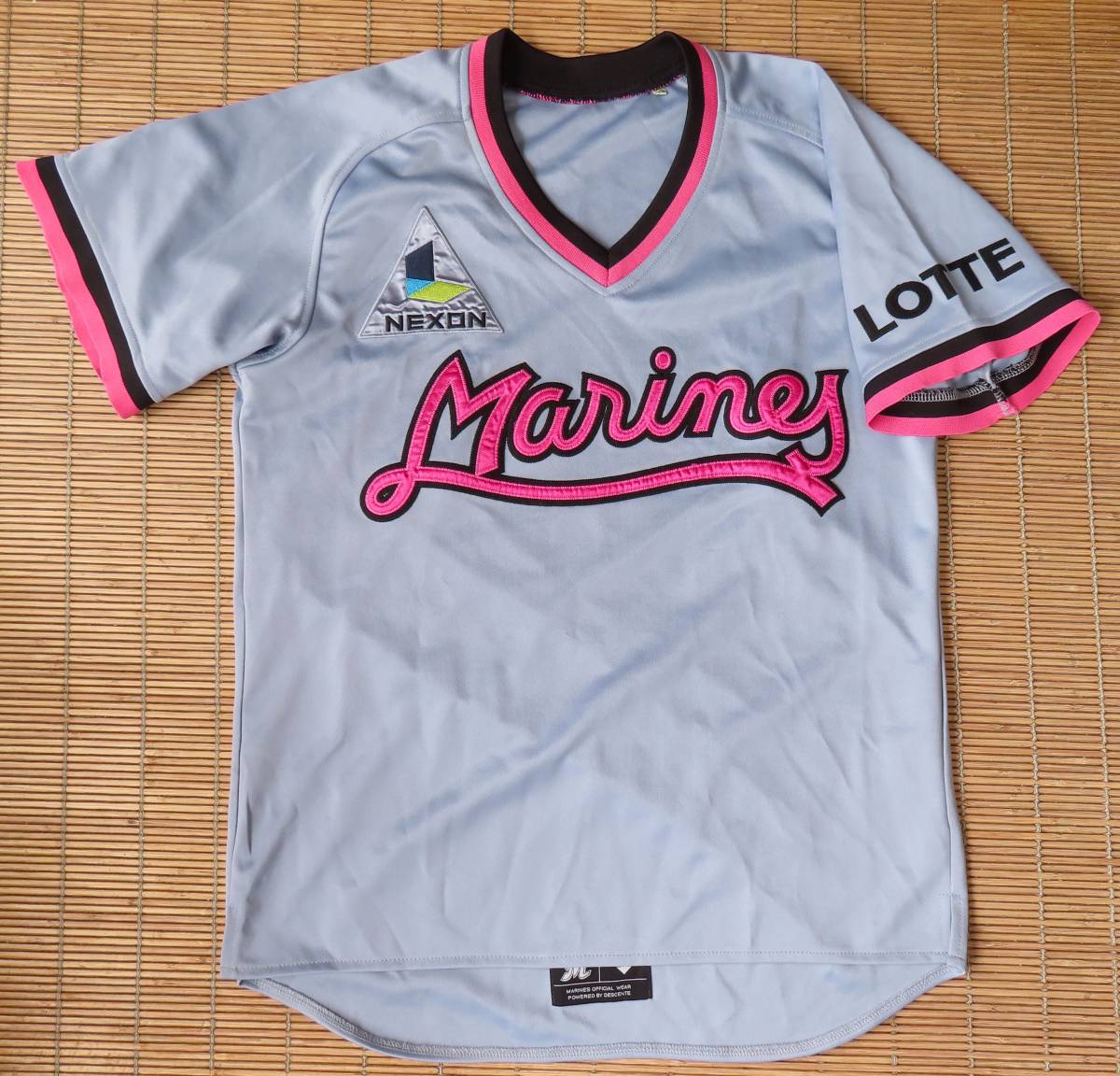 正規品 NPB デサント製 千葉移転初年度 1992-93 ピンク 千葉ロッテ・マリーンズ～ビジター用 ユニフォーム/ジャージ 藤原 安田 佐々木朗希_画像2