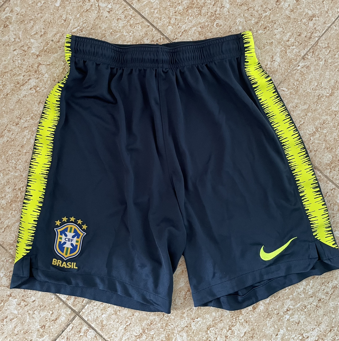 実使用 支給品 ネイマール Neymar ブラジル代表 プラクティス パンツ PSG セレソン 非売品_画像3