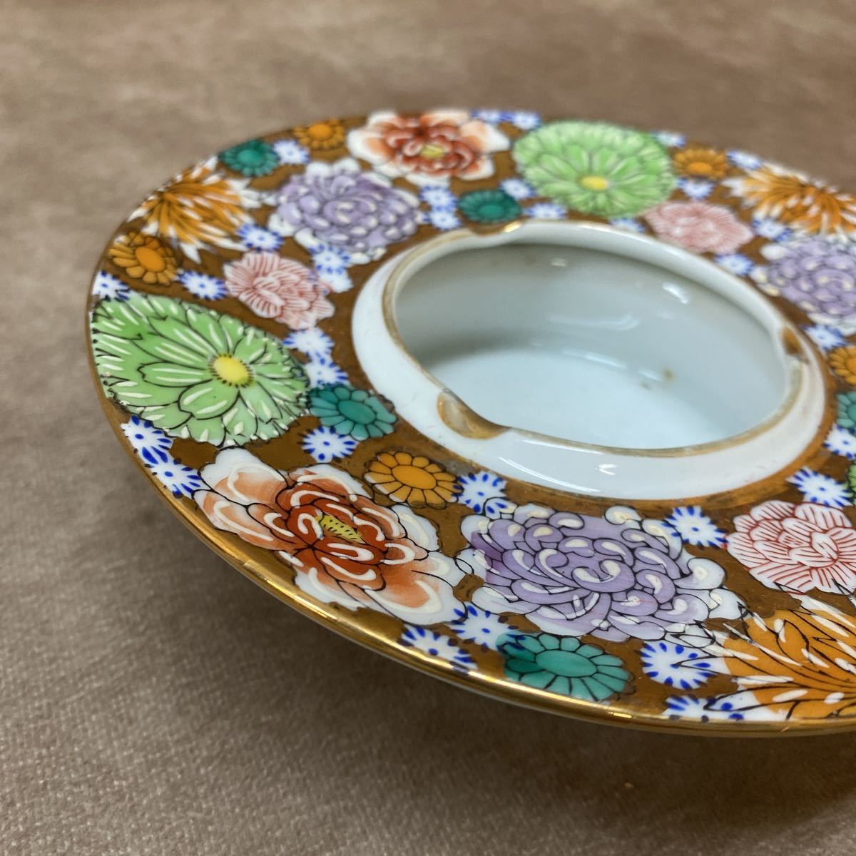 Yahoo!オークション - 九谷焼 金彩 色絵 灰皿 花詰 牡丹 花柄 陶器