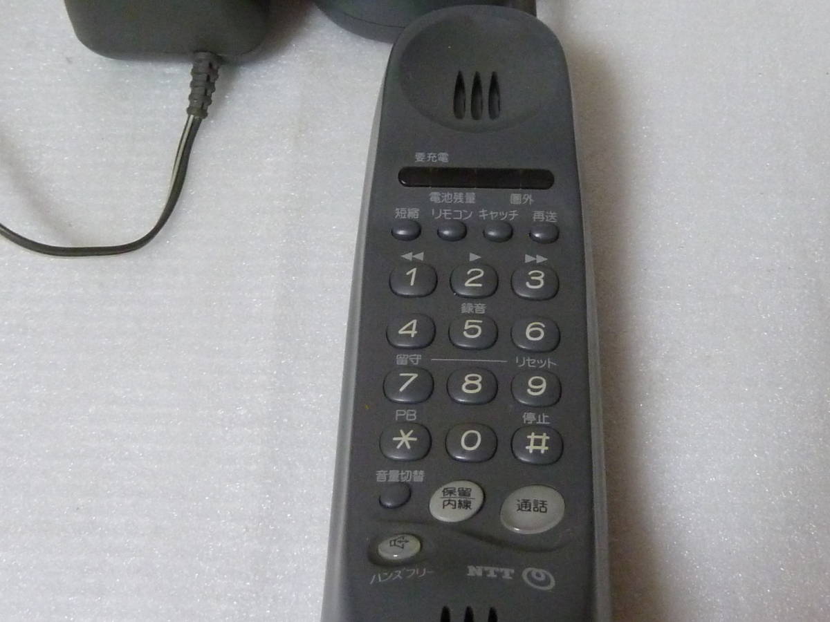 SIW586 [ Junk ] NTT cordless handset only cordless telephone machine CP-R40 with charger .