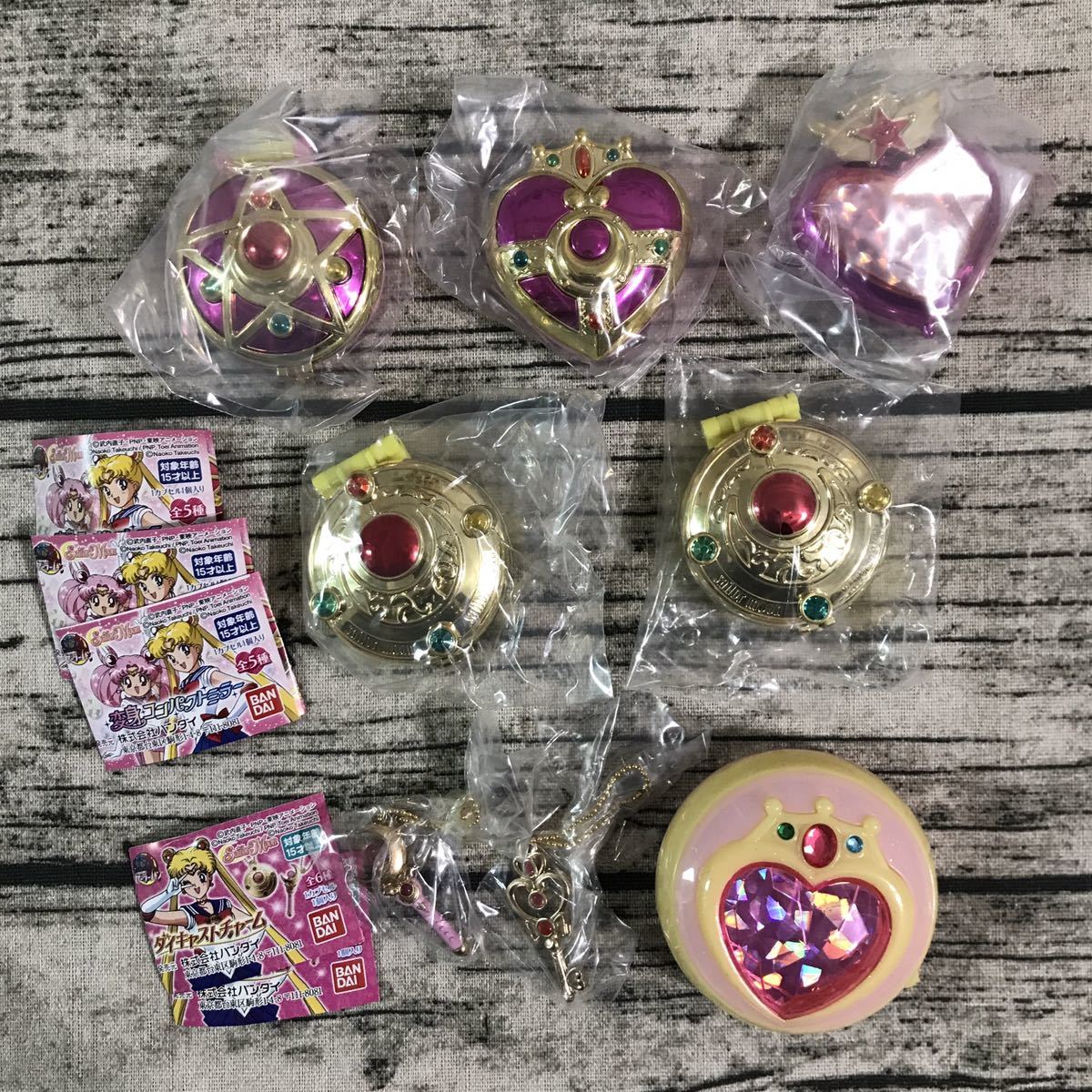 未使用♡セーラームーン コンパクミラーset♡ - 通販 - parelhas.rn.gov.br