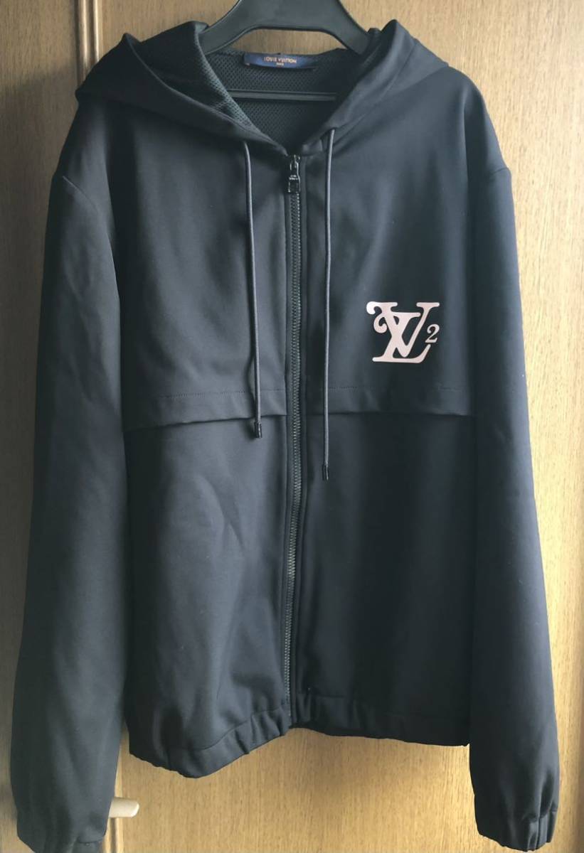 日本に Mサイズ 極美品 ブラック ブルゾン パーカージャケット ジップ