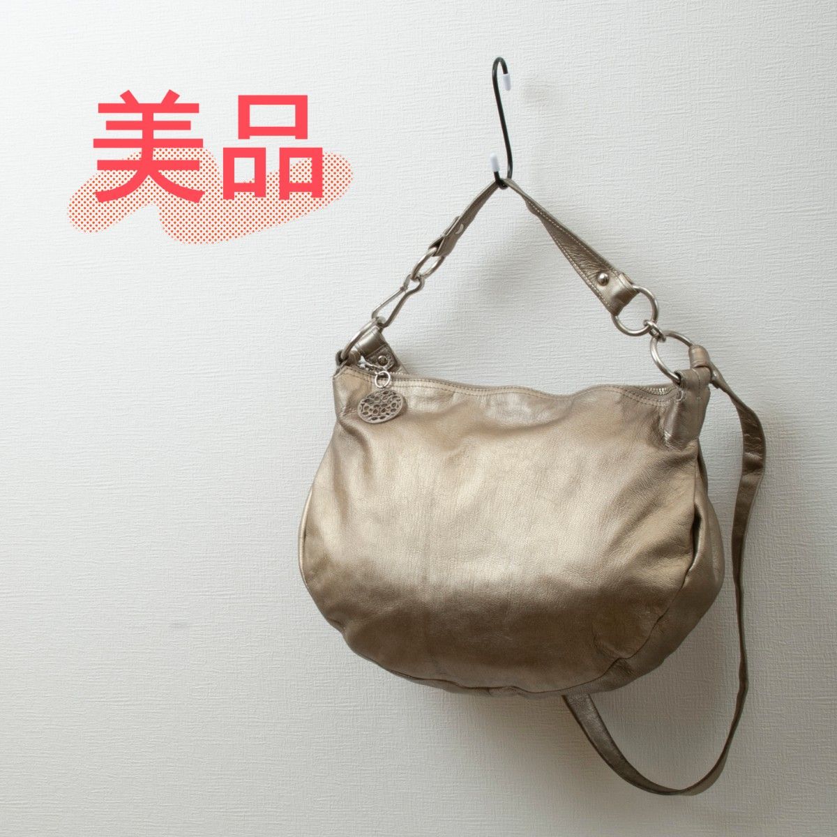 美品】COACH(コーチ)レザー 2way コンバーチブルホーボー 美品】COACH(コーチ)レザー 2way コンバーチブルホーボー