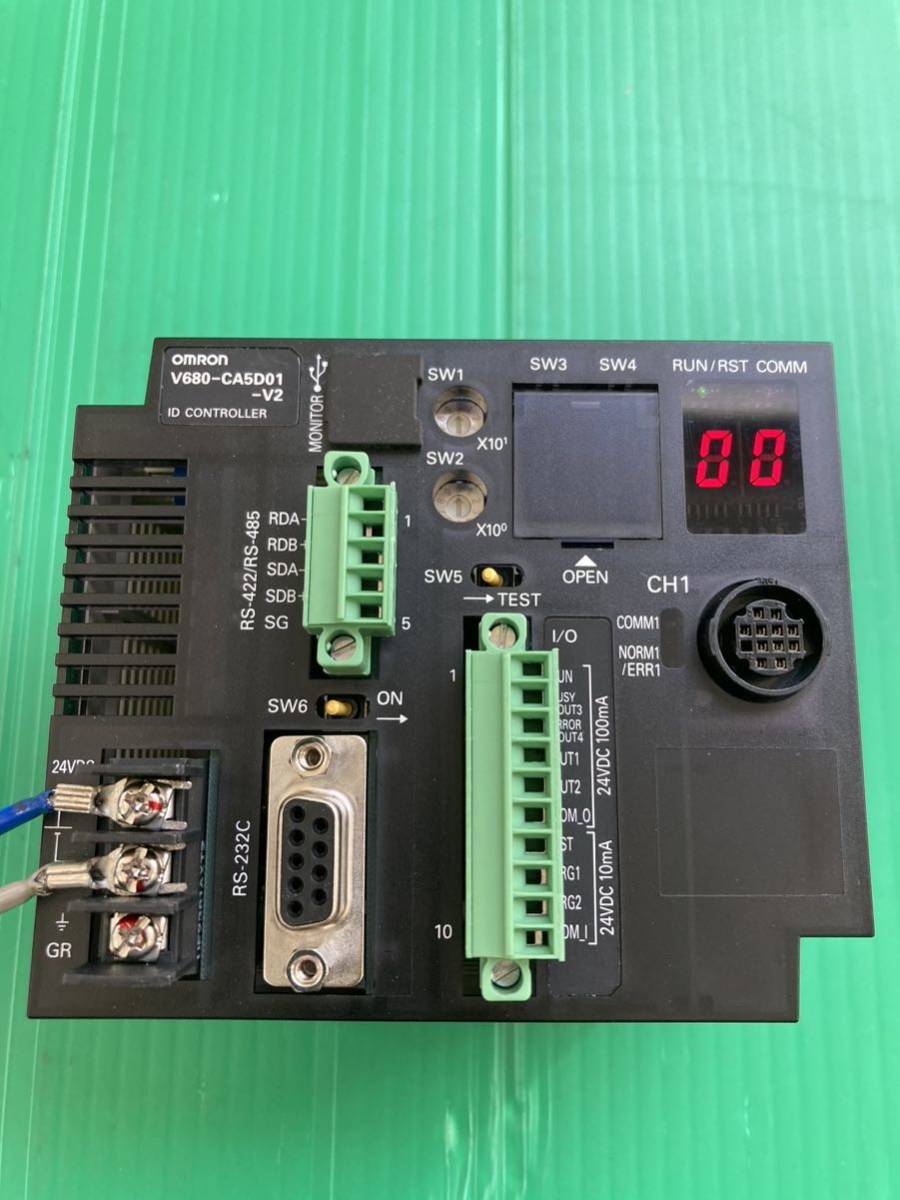 OMRONオムロン　プログラムコントローラー RFIDシステムV680シリーズ　V680-CA5D01-V2 通電確認済み(163）_画像1