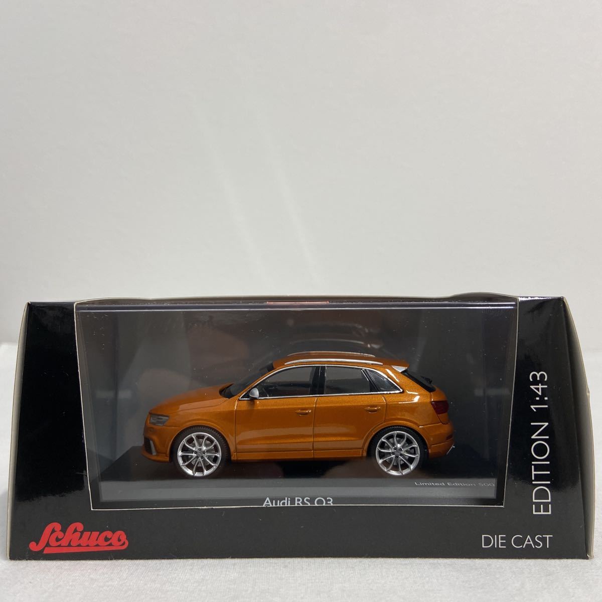 Schuco Limited Edition 1/43 Audi RS Q3 samoa orange シュコー アウディ サモアオレンジ 限定 ミニカー モデルカー_画像2