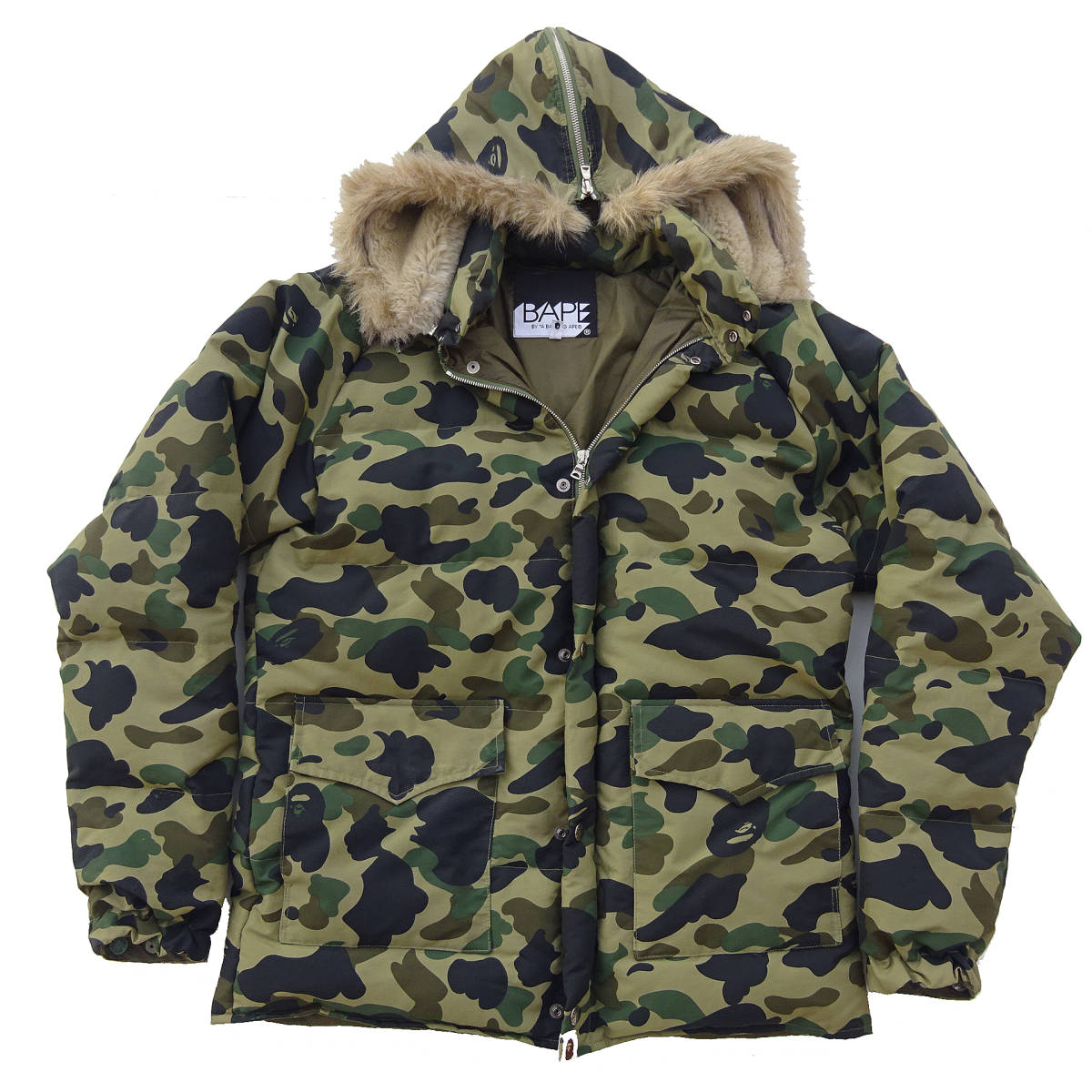 A BATHING APE A Bathing Ape down camouflage camouflage fur attaching down jacket size L FUR hoodie down jacket 1st camo green