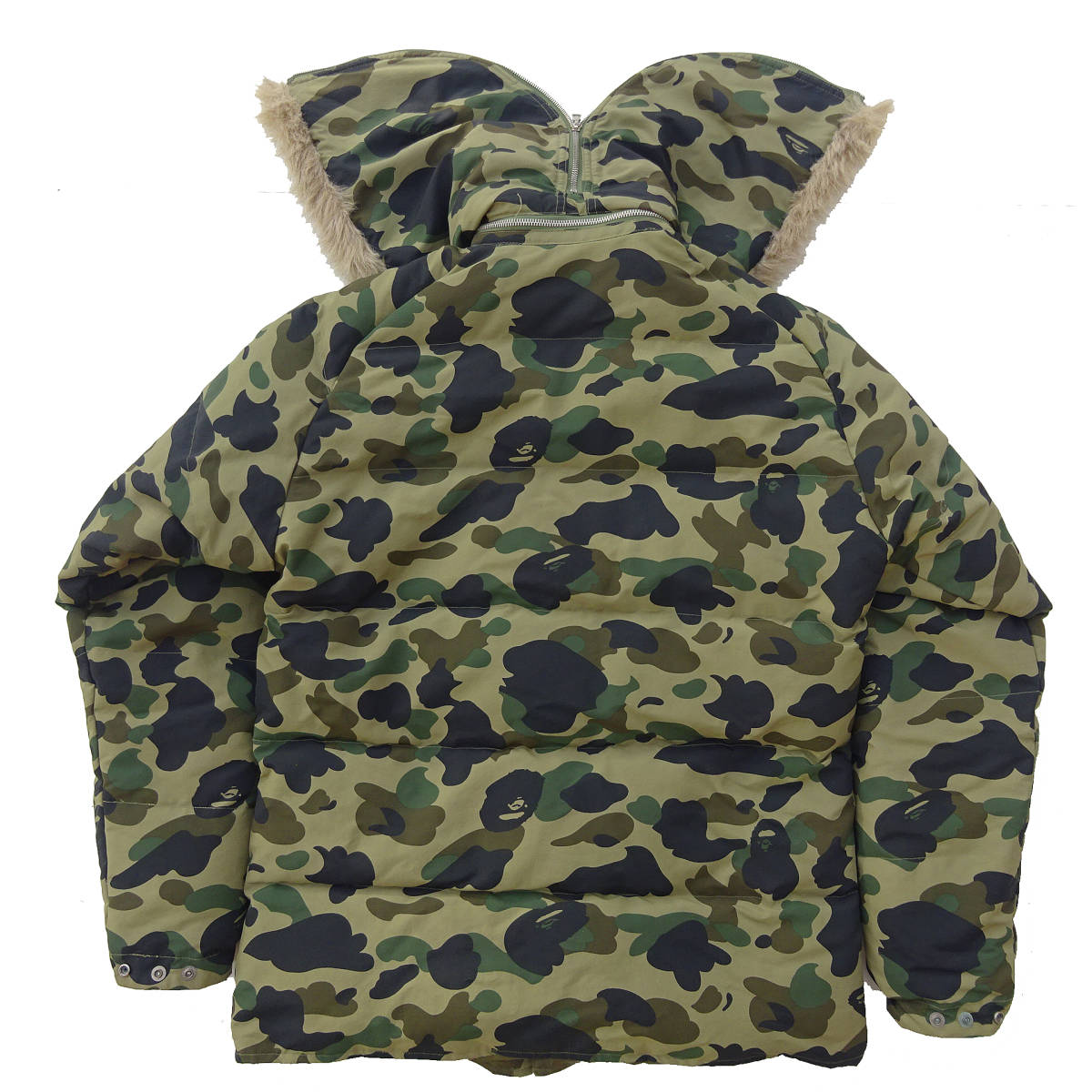 A BATHING APE A Bathing Ape down camouflage camouflage fur attaching down jacket size L FUR hoodie down jacket 1st camo green