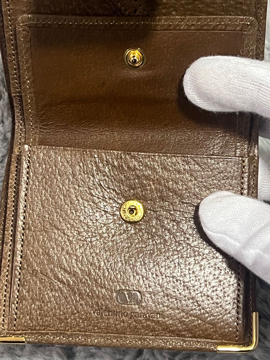 VALENTINOヴァレンティノ コンパクトウォレット 二つ折り財布