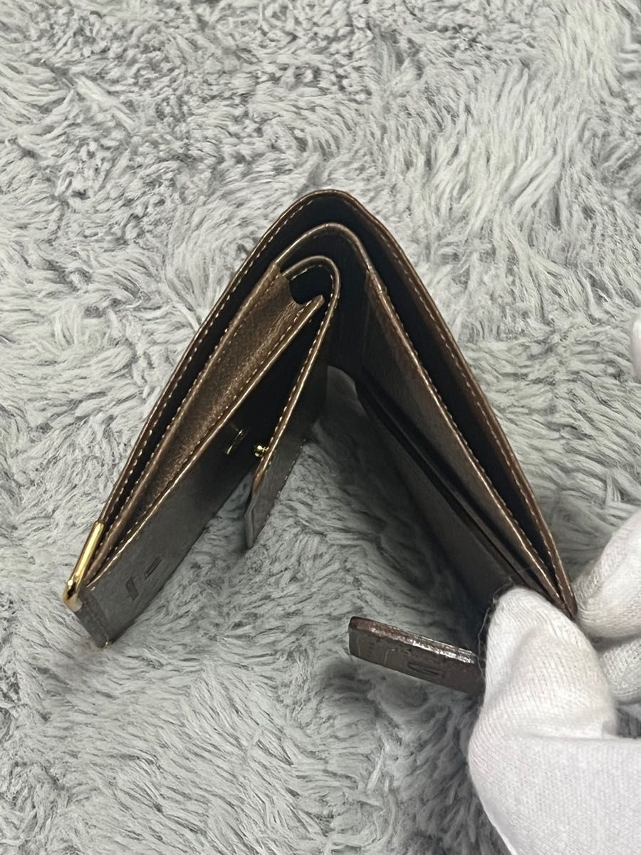VALENTINOヴァレンティノ コンパクトウォレット 二つ折り財布