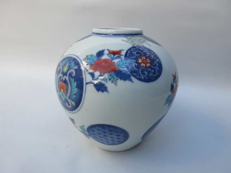 人間国宝 十二代 今泉今右衛門 □ 錦丸紋花絵花瓶 壺