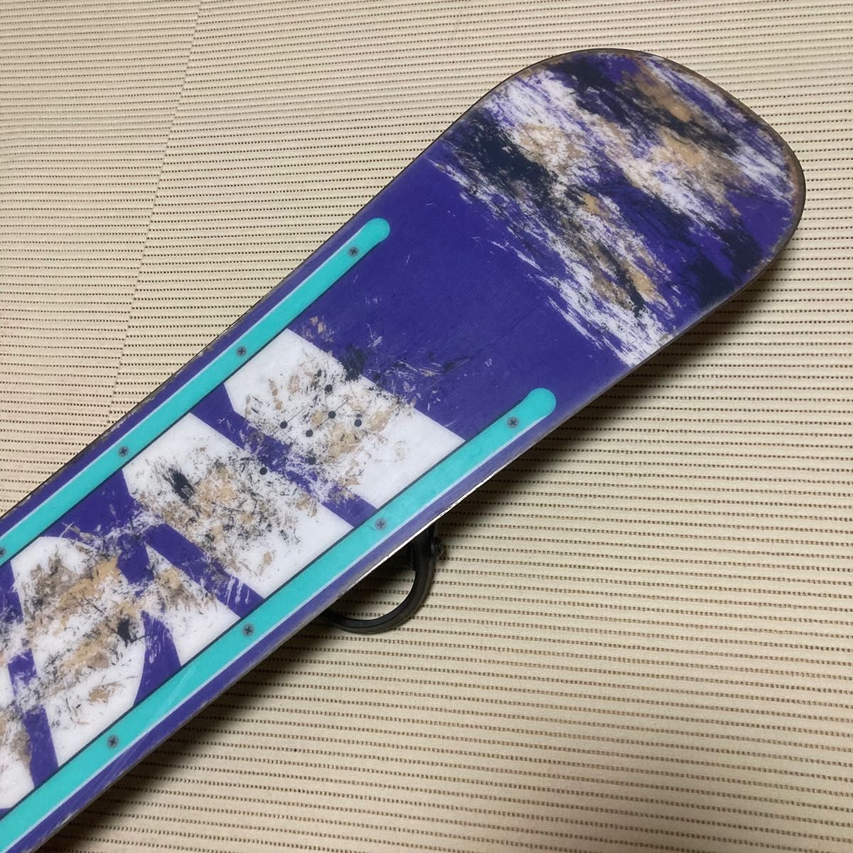 Burton DOMINANTボード と SALOMON ビンディングとリーシュの Burton DOMINANTボード と SALOMON ビンディングとリーシュの