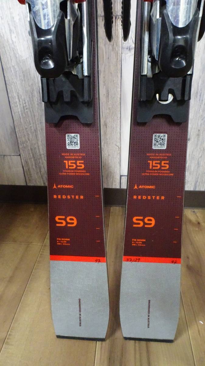 現行モデル ATOMIC REDSTER S9 FIS 155cm X12 VAR ビンディング 競技用 SL アトミック スキー ショート 良品 数日利用 細かい傷あり T29