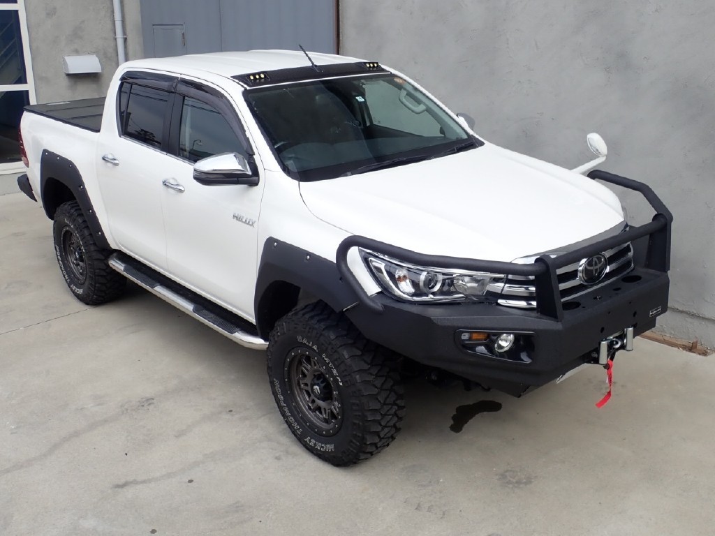 GI★GEAR ハイラックス ウインチバンパー カンガルーバンパー フロントバンパー LED付き HILUX GUN125 トラック パーツ_画像7