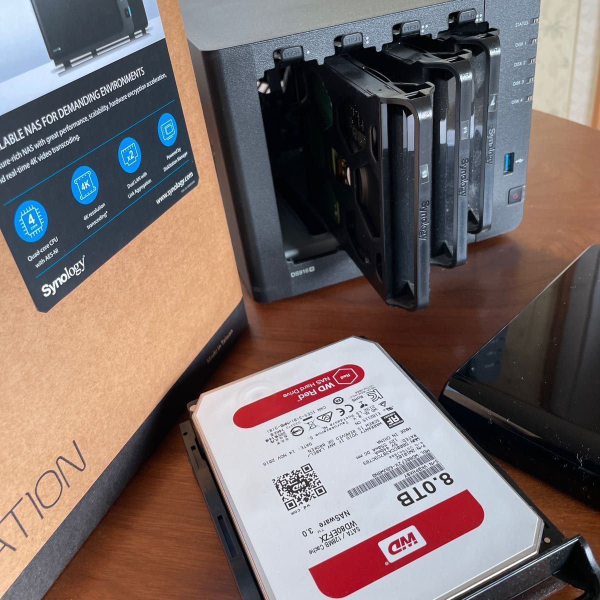 DiskStation DS916+(8GB) 、WD 8TB × 4個 = 32TB