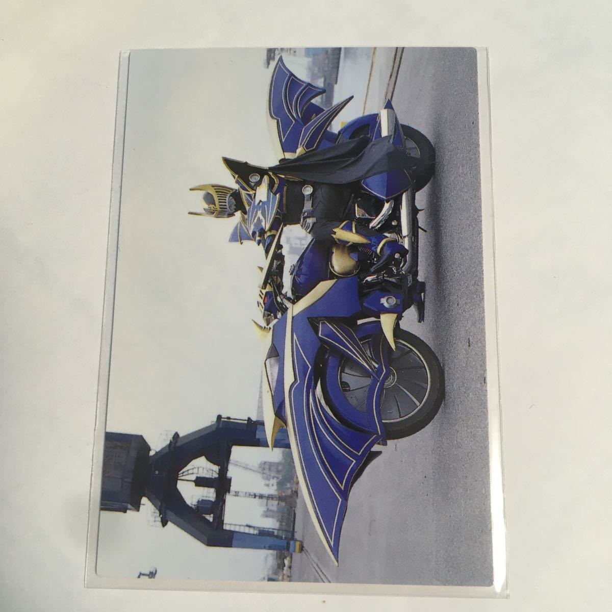 カルビー仮面ライダーR 469 第3記録 ダークレイダー バイクモード_画像1
