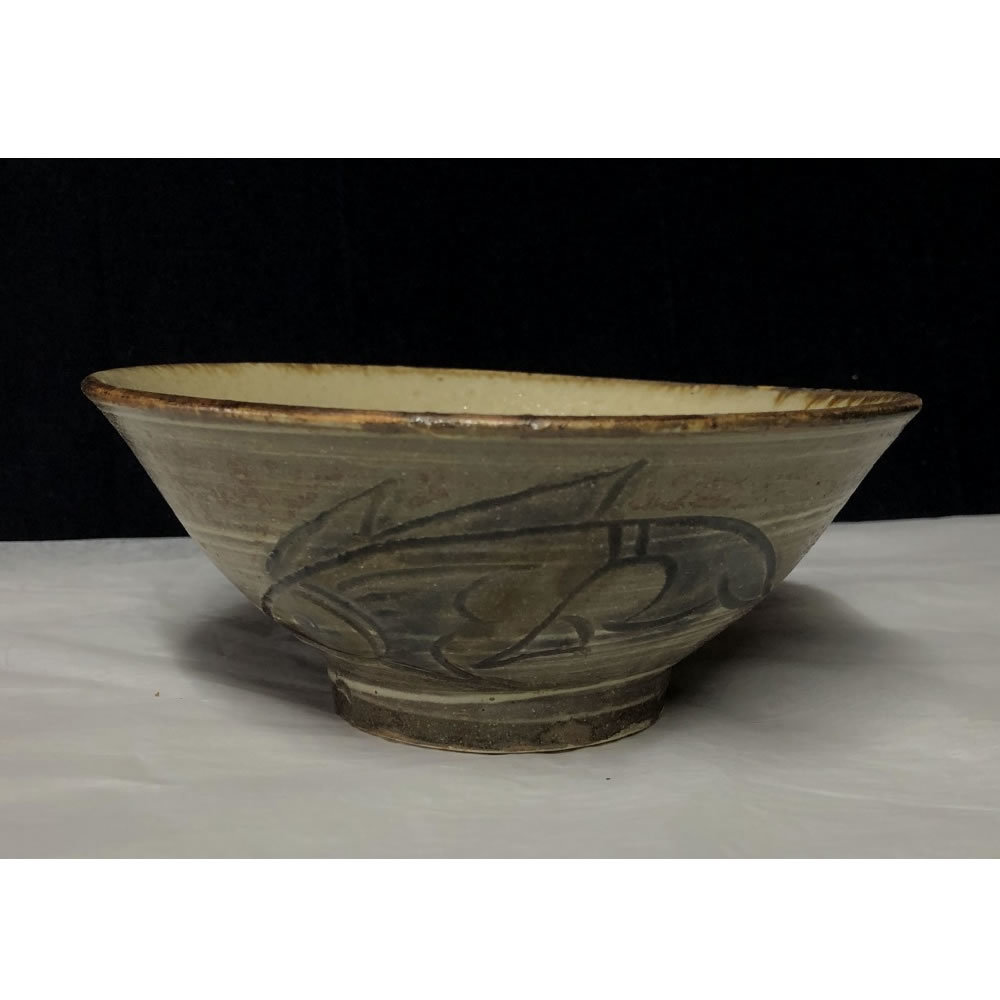 ○e2283 金城次郎 壺屋焼 抹茶碗 共箱 魚紋 茶碗 茶道具 | inmarco.ae