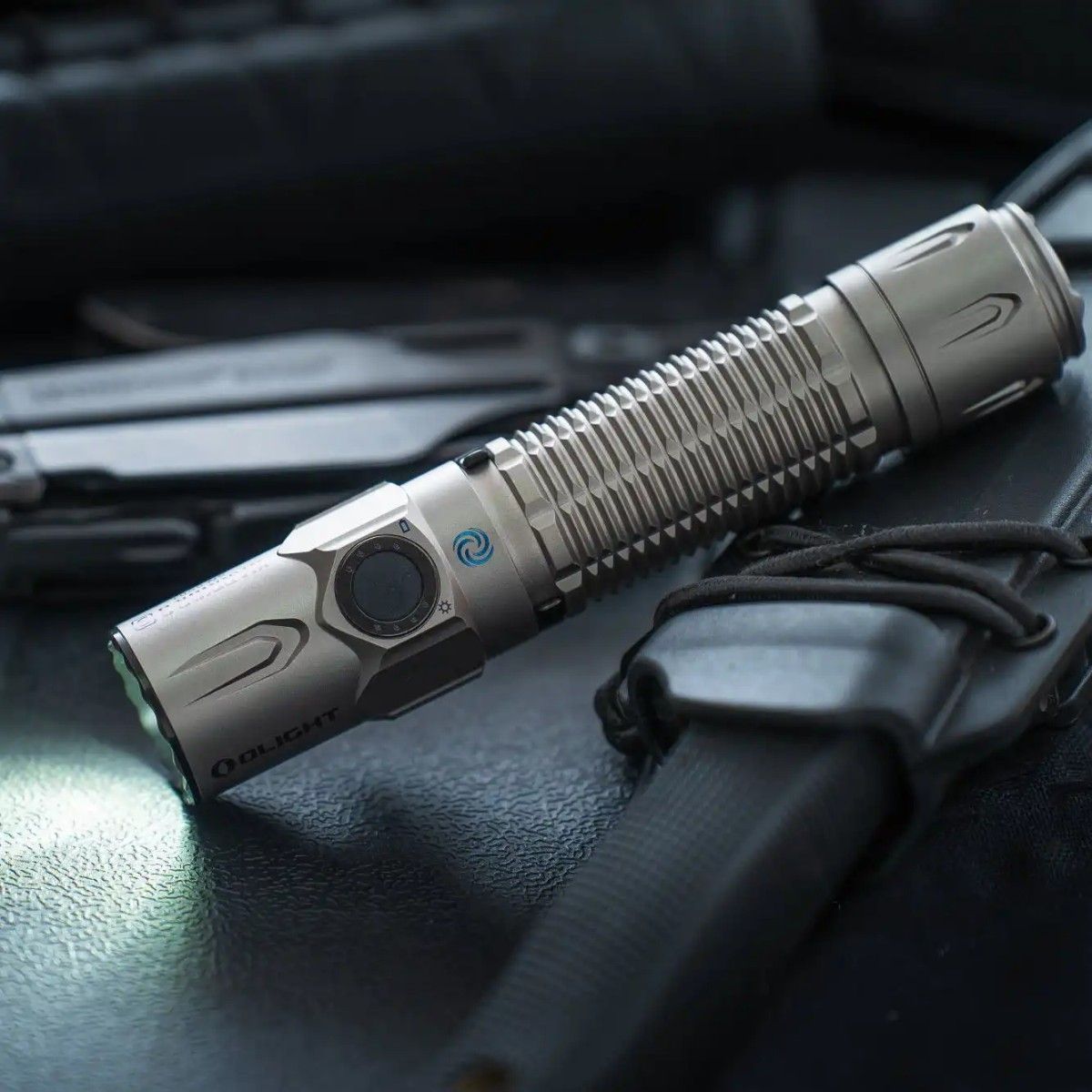 OLIGHT オーライト WARRIOR 3S 気